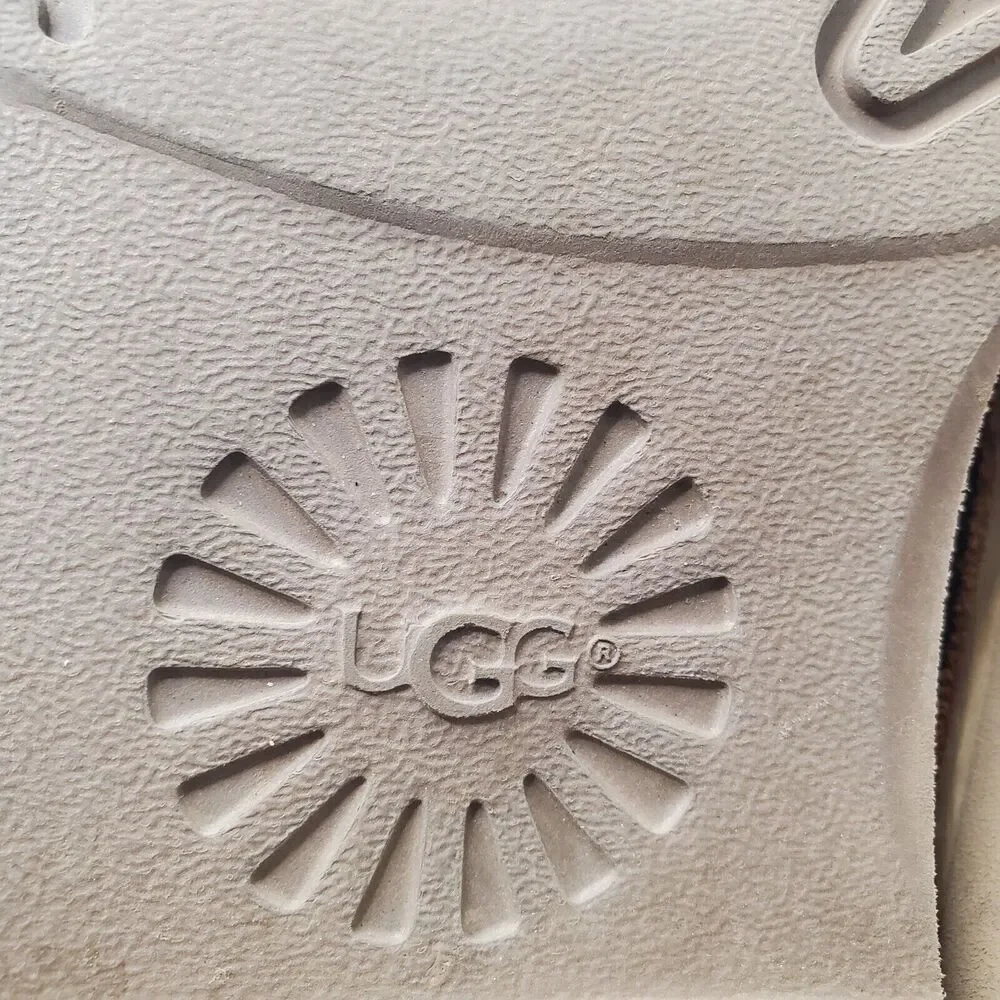 UGG KAYEL WOMEN ANKLE BOOTS LEATHER CHESTNUT US SIZE 7 EUC COZY WARM